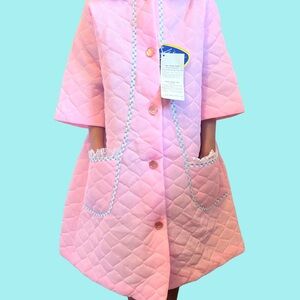 Deadstock Vintage Girls Quilted Pink Robe with Lace-Trim Pockets